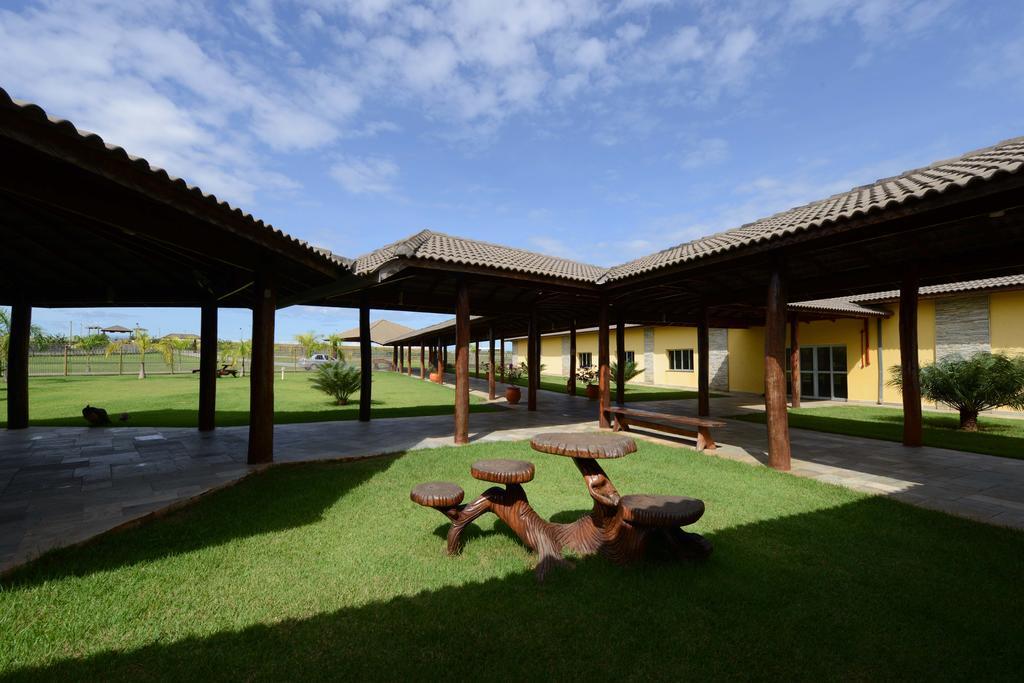 Pousada Haras Santa Rita Poconé エクステリア 写真